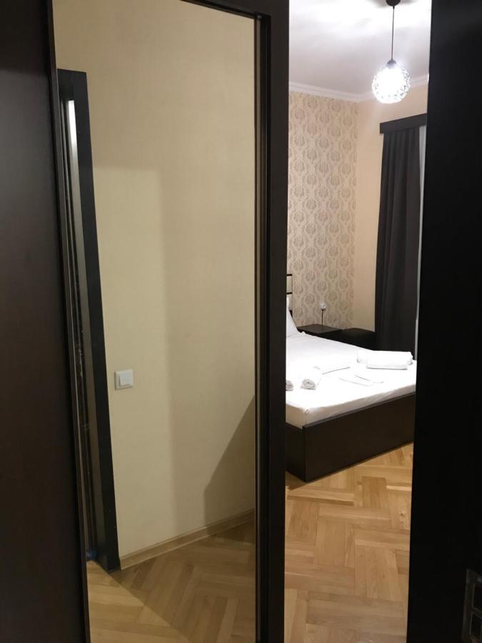 Family Guest House Тбілісі Екстер'єр фото